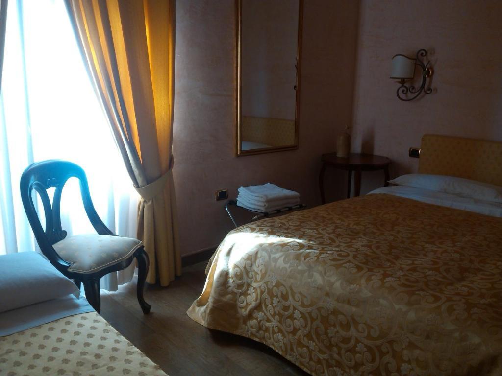 Hotel Sant'Agostino 파올라 외부 사진