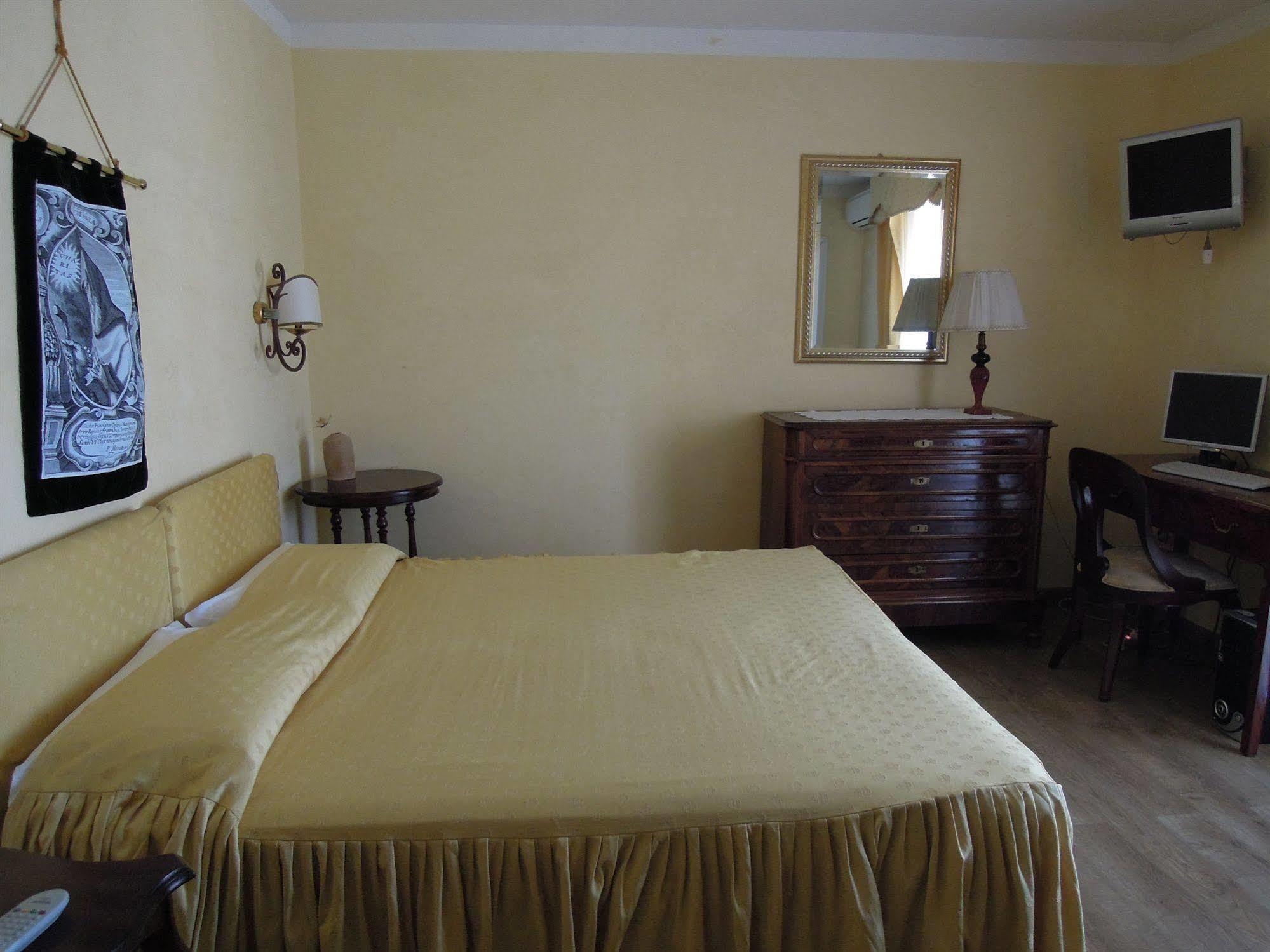 Hotel Sant'Agostino 파올라 외부 사진